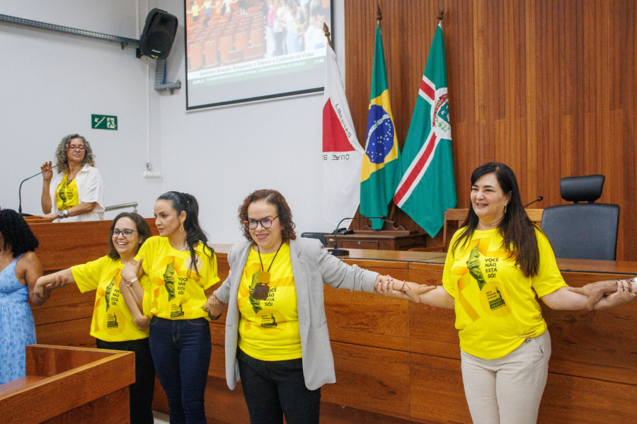 QUALQUER AJUDA, NÃO AJUDA!